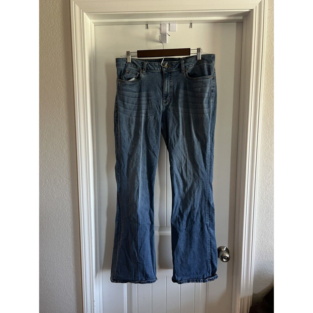 Vince Camuto Flare Jeans Size 32/14